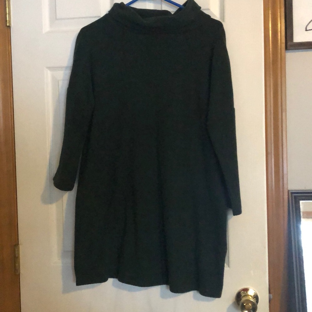 Women’s maternity sweater